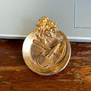 1949 vintage ladies auxiliary of San Francisco club pin